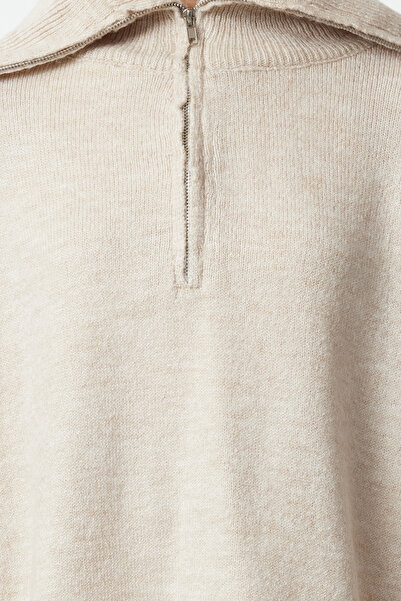 Trendyol Collection Pulover din tricot cu fermoar cu textura moale - TWOAW23KZ00236