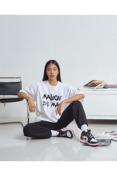 Mythologie Maison Design - Λευκό T-shirt και Μαύρο Φούτερ - Jogger T-Shirt Oversize Crew Neck Set