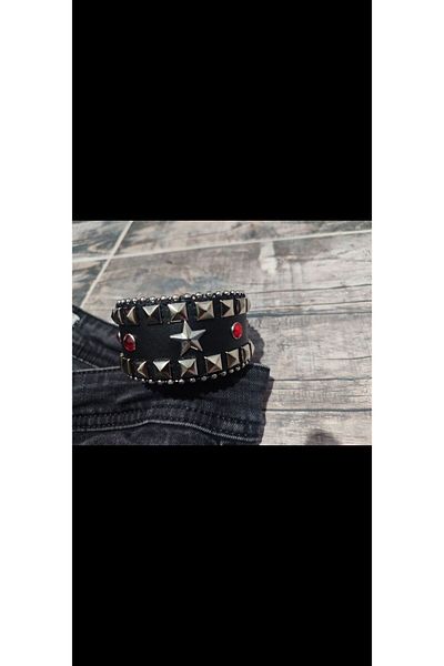 Aksesuar Bracelet - Comfortable and Stylish Design