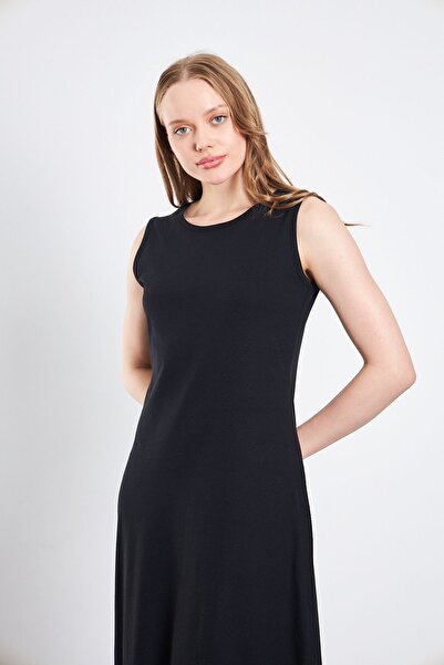 CrazyShopping Set of 2 - Long Sleeveless Dress, Lined Underwear and Underskirt Petticoat