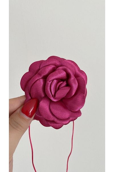 Âlâ Atelier Floral Patterned Lace-up Choker Necklace - Rose Name