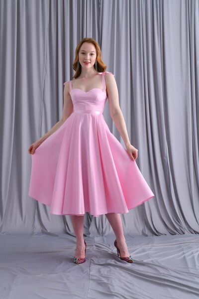 Tangül&Ali'S Moda Evi Göğüs Kulplu Midi Boy Pembe Elbise