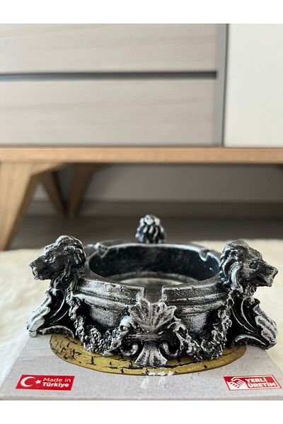 Decovio Lion Design Decorative Ash Tray and Ashtray Set