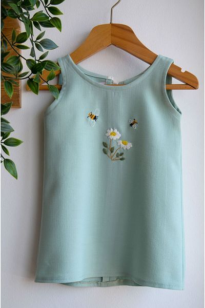 Aslı Türkoğlu Fata - Rochie de in cu detaliu broderie