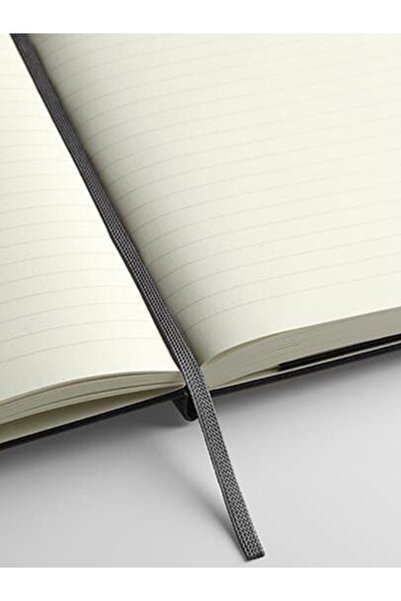 Moleskine Classic Notebook A4 Size 21x29,7cm 192 Pages Ruled Hard Cover