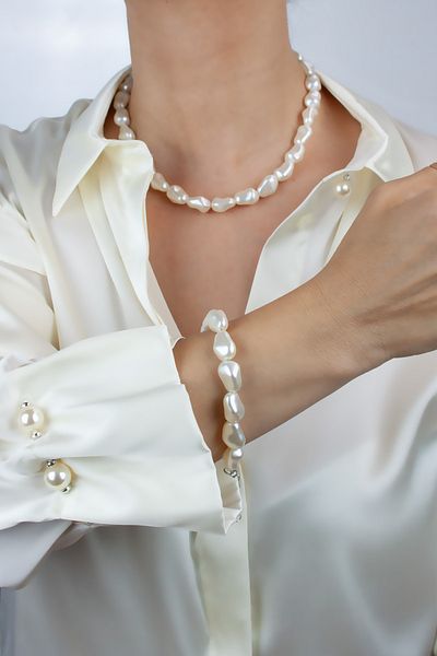 Pridza Baroque Pearl Necklace and Bracelet Set