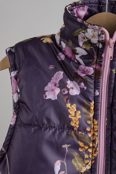MAİBELLA Purple Patterned Girl's Puffer Vest with Zippered Pocket Detail |   Kids Fashion – Stylish and Practical