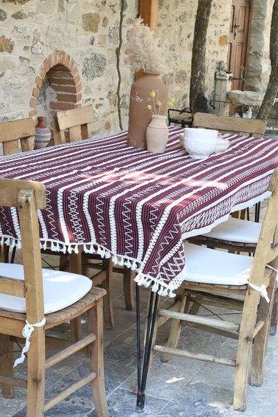 vivamaison Brick Colored Cotton Lace Tablecloth - Tasseled Design