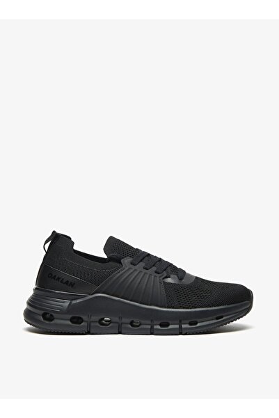 Oaklan by Shoexpress Textured Sports Shoes with Lace-Up Closure