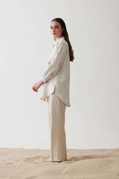 MVStore Linen Shirt - Floral Pattern and Embroidery