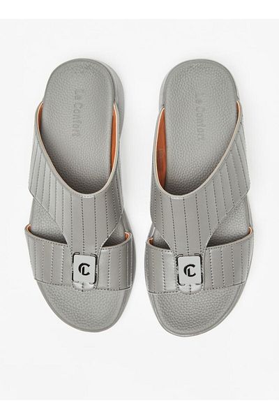 Le Confort صندل منسوج سهل الارتداء