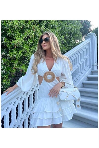 ByRanaBuyuk Rochie albă cu cataramă de paie