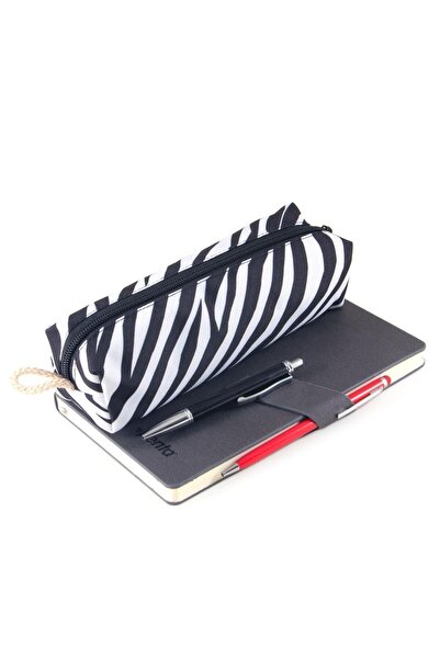 BYBAG Zebra Desenli Baskılı Çizgili Siyah Beyaz Kalemlik Fermuarlı Makyaj Çantası