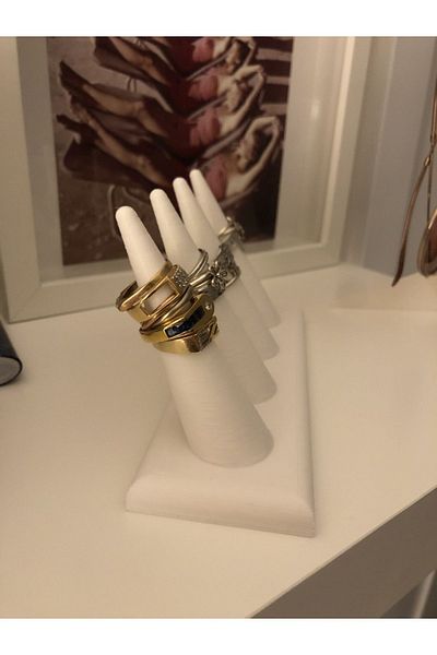 Mosilla 4 Pieces Ring Stand