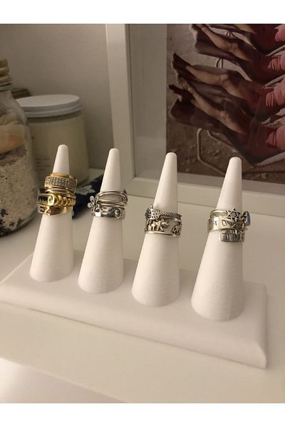 Mosilla 4 Pieces Ring Stand