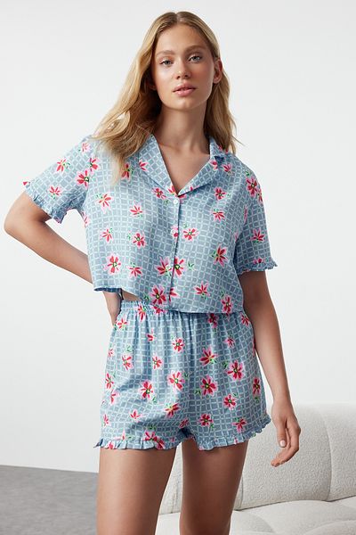 Trendyol Collection Set pijamale țesute din viscoză cu volane, albastru deschis, floral THMSS23PT00167