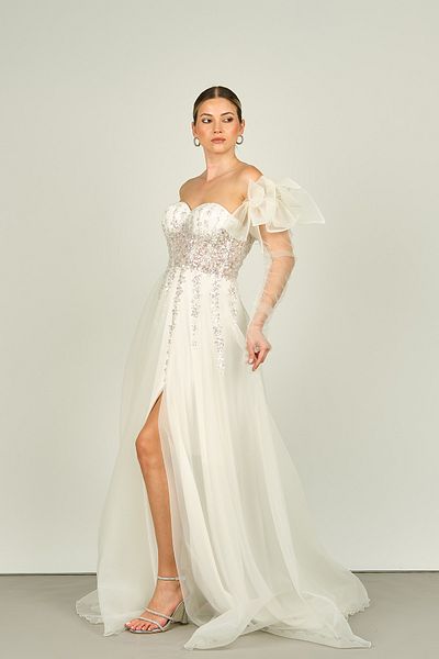 ÖMÜR INN Ömür Inn 4132 Model White Stone Embroidered Strapless Long Evening Dress