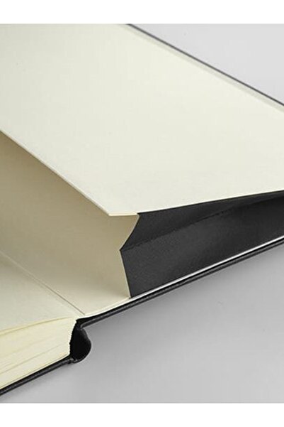 Moleskine Classic Notebook A4 Size 21x29,7cm 192 Pages Ruled Hard Cover