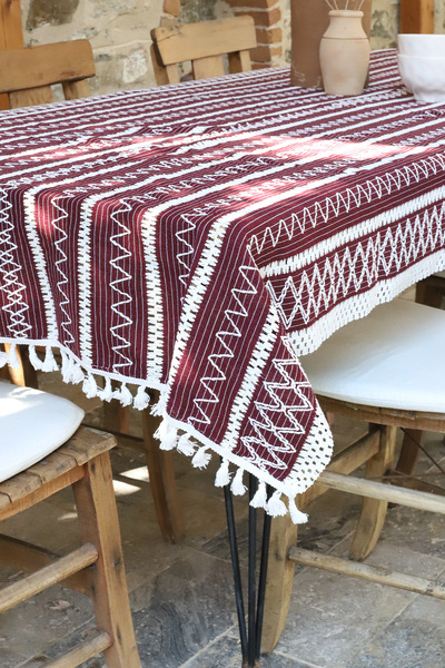 vivamaison Brick Colored Cotton Lace Tablecloth - Tasseled Design