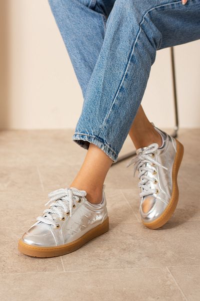 KOTAN Pantofi de damă cu dantelă groasă argintie cu aspect de piele - Pantofi sport confortabili