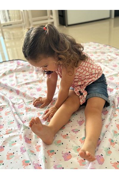 Aşkın Parti Evi FIL.145x100 Cm Waterproof, Floor/table Cover, for Activity, Dining and Play