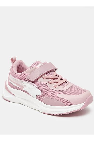 Kangaroos حذاء مشي منسوج للفتيات مزود بخطاف وحلقة للإغلاق