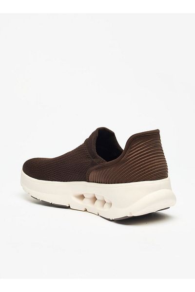 Dash Textured Slip On Sports Shoes