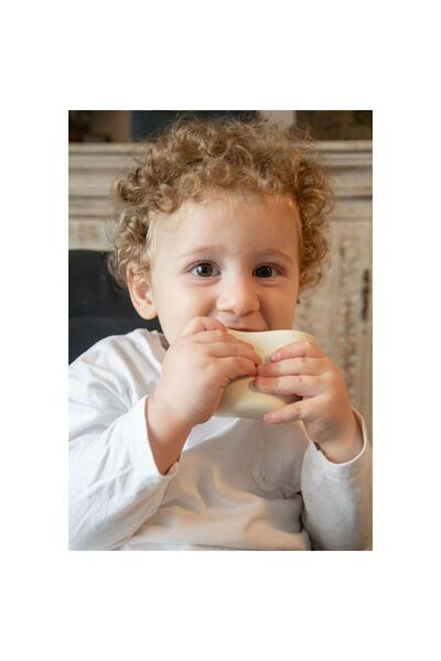 HOLLYHOME Silicone Baby Exercise Cup, Non-Slip Baby Cup Ecru 150 ml
