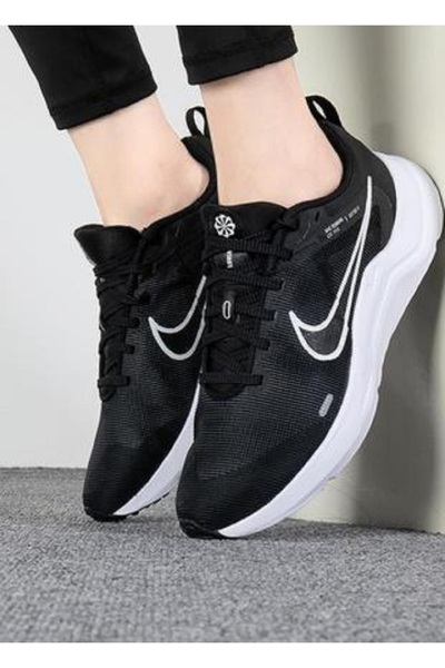 Nike Dd9293-001 Downshifter 12 Erkek Spor Ayakkabı Siyah-beyaz