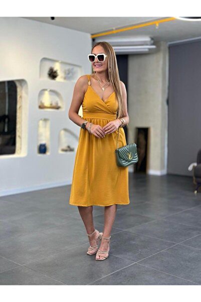 Sümeyra Moda Ahşap Bocuklu Kruvaze Askılı Hardal Elbise