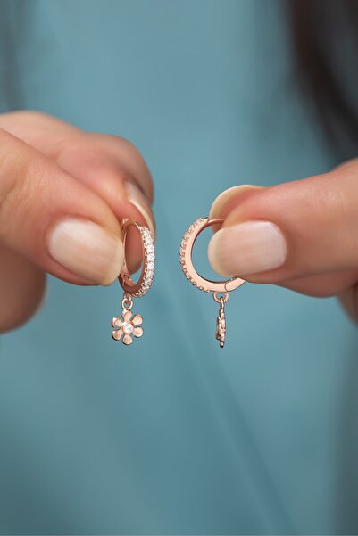 Nereze 925 Ayar Gümüş Minimal Çiçek Küpe