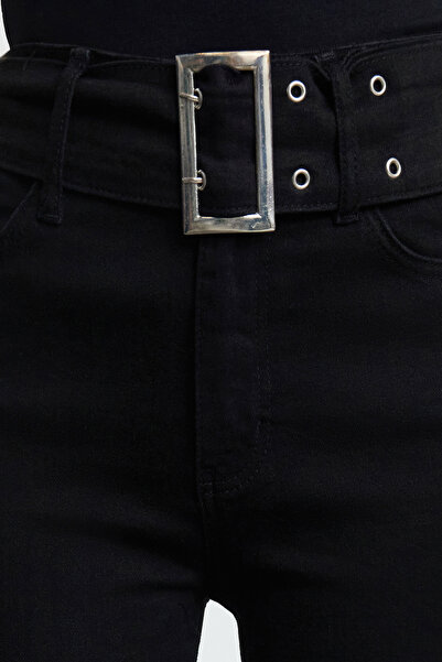 Trendyol Collection Černé džíny s vysokým pasem - TWOAW25JE00050