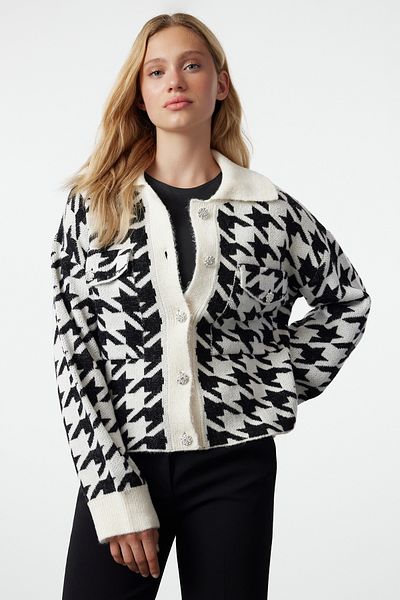 Trendyol Collection Soft Textured Ecru Knitwear Cardigan - Coat Look TWOAW25HI00265