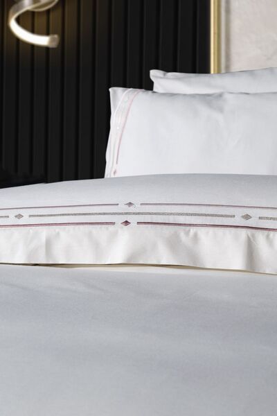 Doqu Home Double King Size Zelda Embroidered Duvet Cover Set - Beige