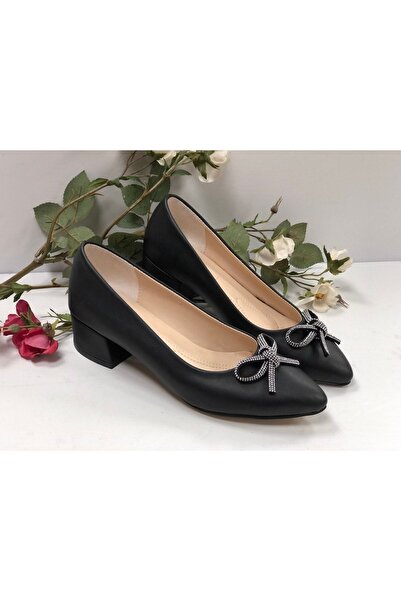 KAFKASLAR AYAKKABI Класически обувки с къс ток и каменна панделка с дебелина ...