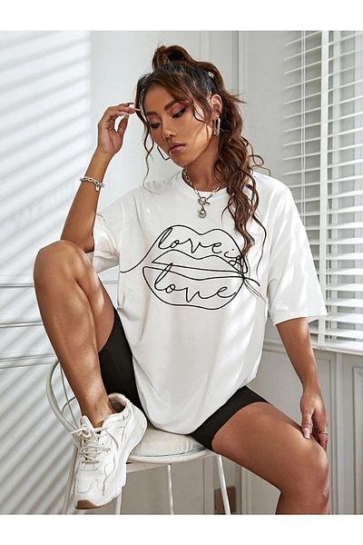 Mad&Calf T-shirt Women's Love Is Printed Oversize