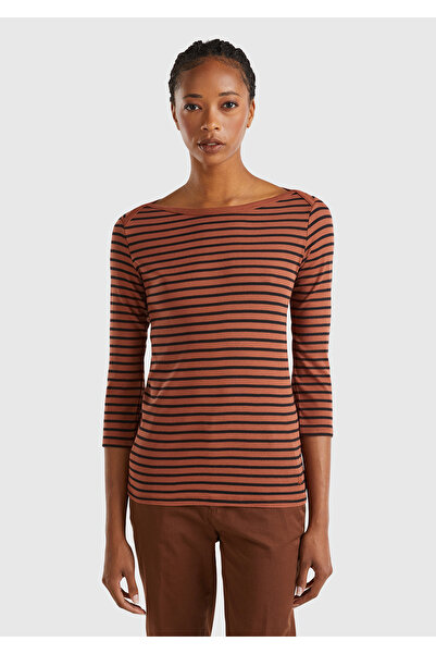 United Colors of Benetton Καφέ αριστερό κάτω μέρος με λογότυπο Βαμβακερό μακρυμάνικο γυναικείο μπλουζάκι με λαιμόκοψη