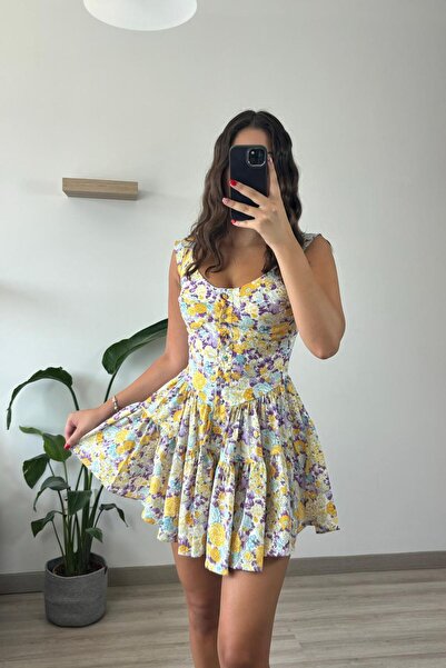 Hello Çiçekli Düğme Detaylı Şort Tulum Elbise