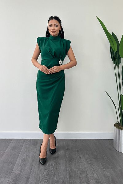 giyimmasalı Atlas Fabric Gather and Bronchies Detailed Pencil Dress - EMERAL GREEN