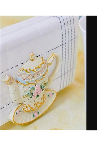 KANCAEV Home Teapot Napkin Holder Gold Striped Kitchen Equipment Utensil Product Polizeren 10x9cm Aesthetic 1 Piece