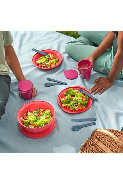 Tupperware 3-Piece Serving Set - Fork, Knife and Spoon