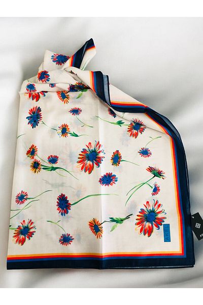 Akel 95x95 Digital Soft Scarf