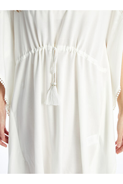 LC Waikiki Γυναικείο φόρεμα παραλίας με λαιμόκοψη με λεπτομέρεια με κέντημα