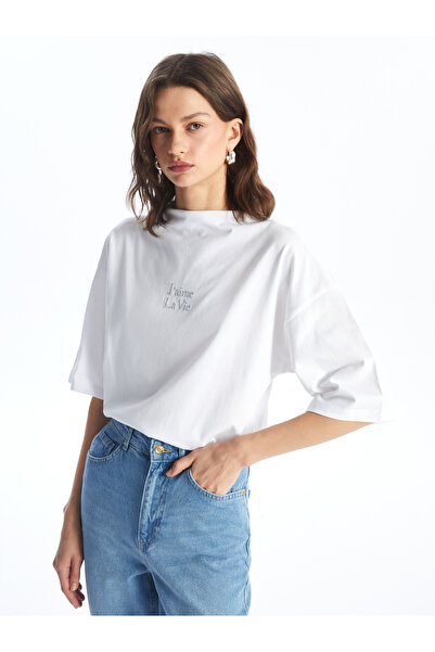 LC Waikiki Γυναικείο κοντομάνικο μπλουζάκι με κεντημένο γιακά