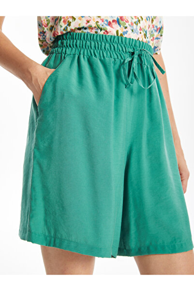 LC Waikiki Women's Straight Shorts - Elastic Waist