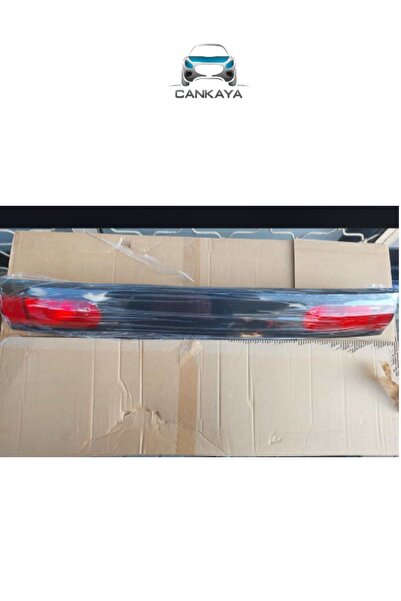 İthal R19 SEDAN Uyumlu ARKA ORTA REFLEKTÖR 7702127396