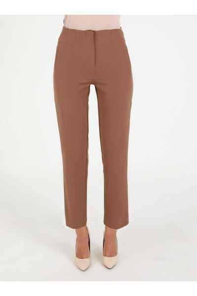 VAV Biscuit Pleated Wide Leg Trousers - Vav