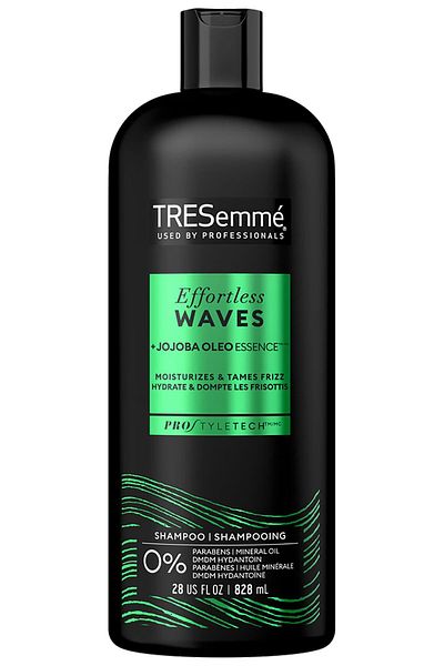 Tresemme 828ml Anti-Frizz Effortless Waves Shampoo