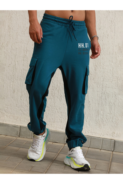 Hubberholme By Styli Regular Fit Contrast Panel Printed Joggers