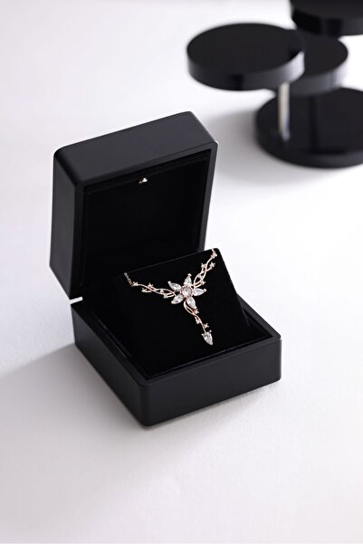 Nereze 925 Ayar Gümüş Işıklı Kutuda Rose Sarmaşık Model Yıldız Detaylı Kolye